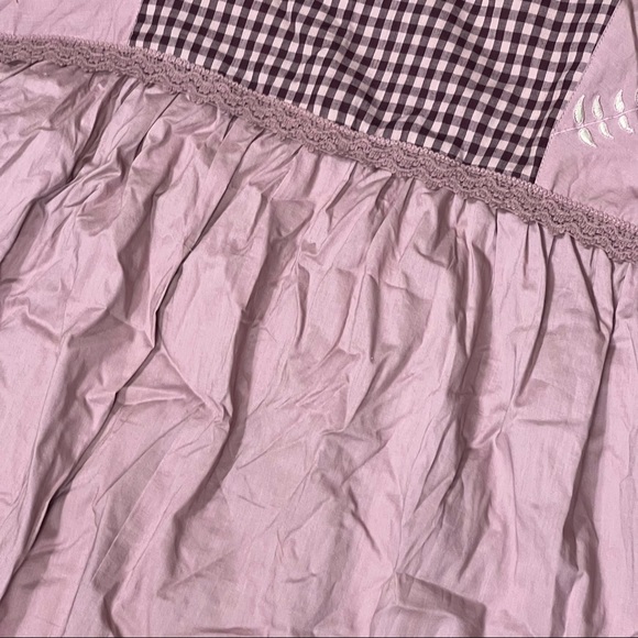 LOGO Lavish Boho Embroidered Blouse - Picture 7 of 11